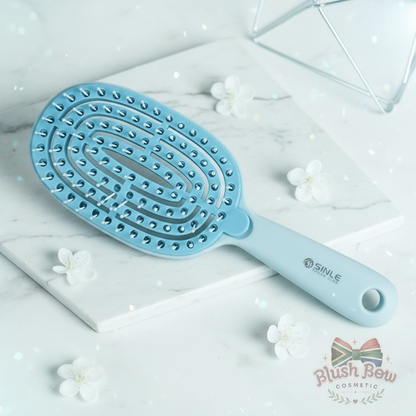 Blush Bow Co – Blue Detangling Brush